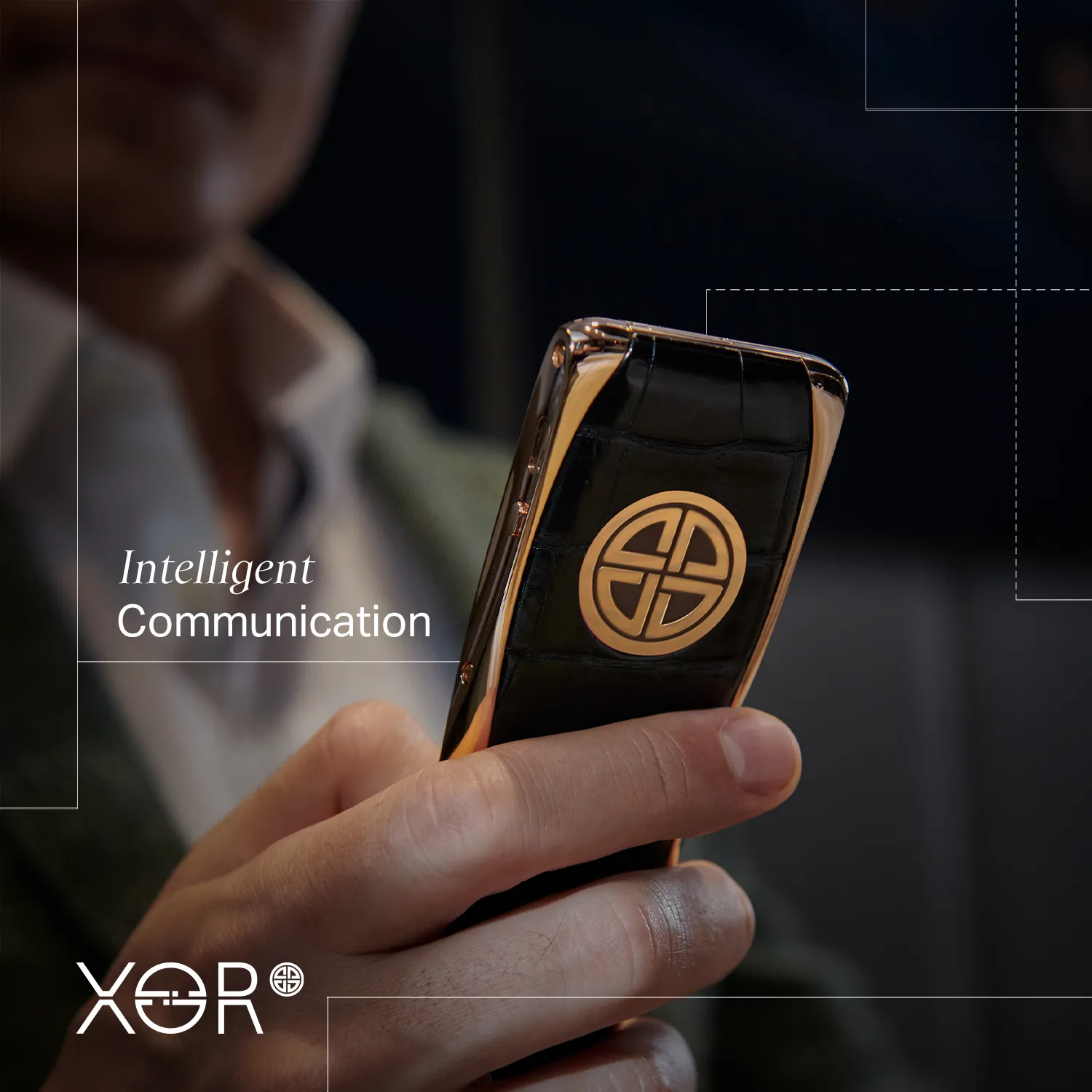 XOR Titanium X2 Alligator Black với lớp vỏ da cá sấu sang trọng và công nghệ bảo mật độc quyền