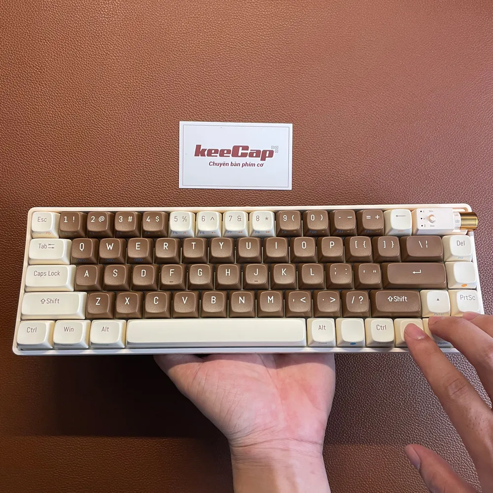 Bàn Phím Cơ Royal Axe R68 Lava Castle