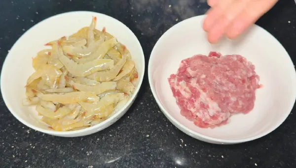 nguyÃªn liá»‡u lÃ m cháº£ ram tÃ´m Ä‘áº¥t