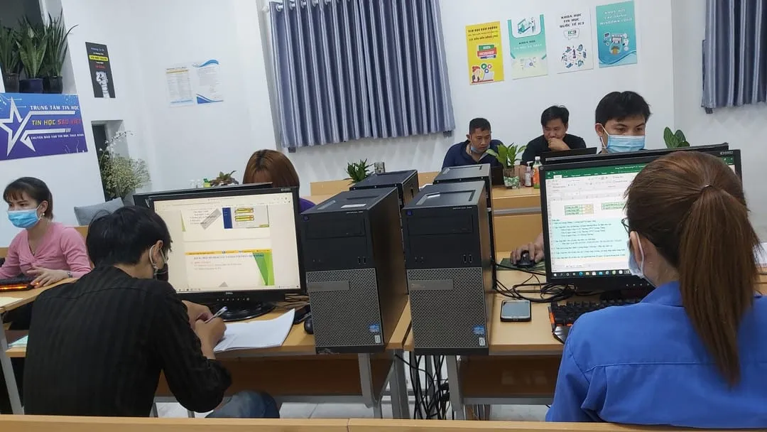 Cơ sở vật chất hiện đại của trung tâm tin học Sao Việt chi nhánh Quận 9