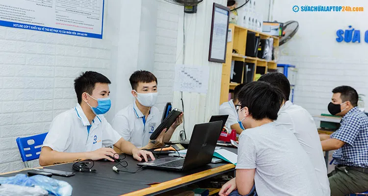 Thay mÃ n hÃ¬nh Dell Inspiron trong vÃ²ng 15 - 20 phÃºt