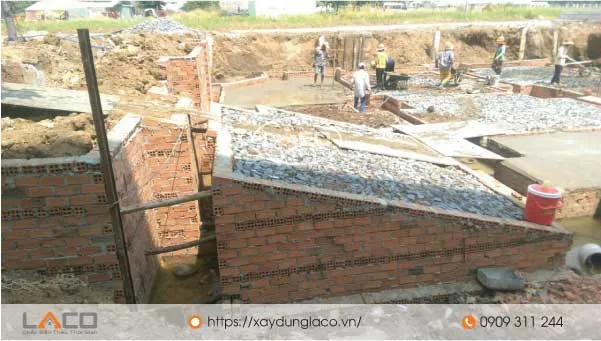 Độ dốc tầng hầm không được vượt quá 15-20% so với chiều cao tầng hầm.