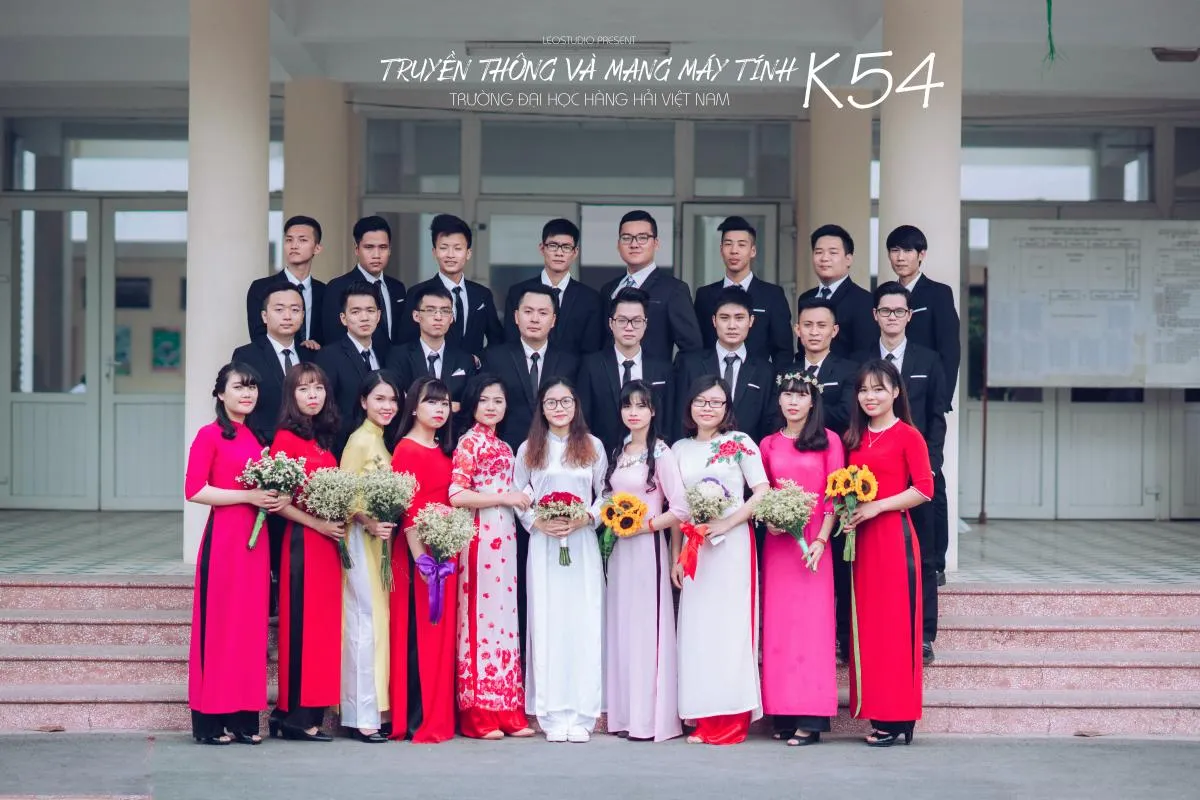 Sinh viên tiếp cận kiến thức nền tảng về kỹ thuật truyền thông và mạng máy tính tại giảng đường