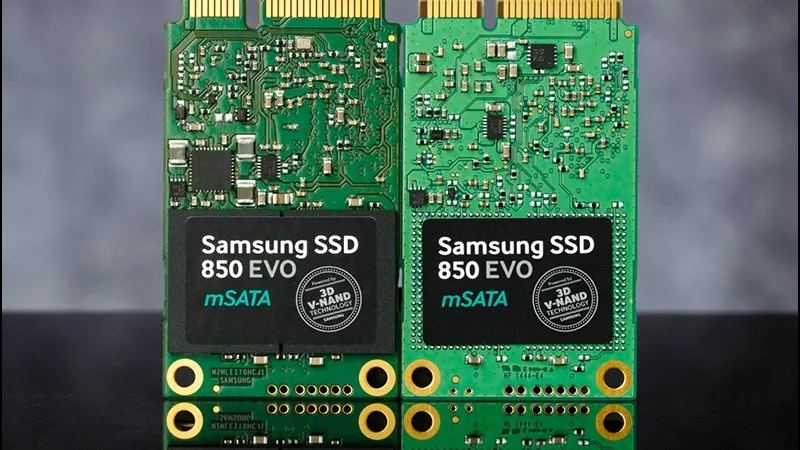 Sá»­ dá»¥ng cá»•ng SATA thu nhá» Ä‘á»ƒ káº¿t ná»‘i