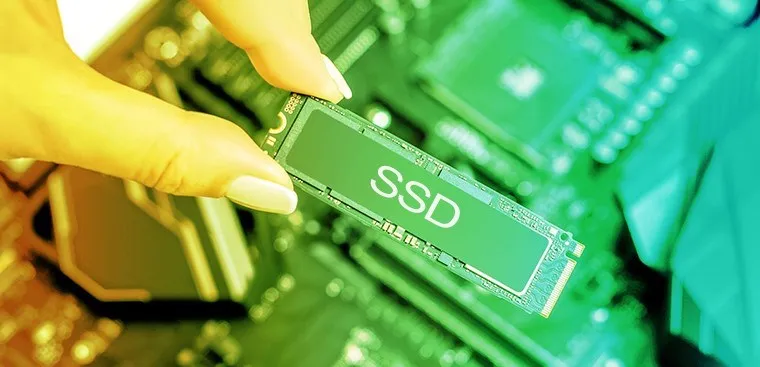 ổ cứng SSD là một loại phương tiện lưu trữ dữ liệu
