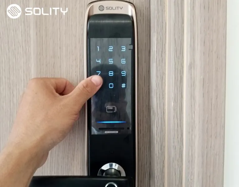 Biết cách cài đặt khóa cửa vân tay giúp tăng cường bảo mật tốt hơn