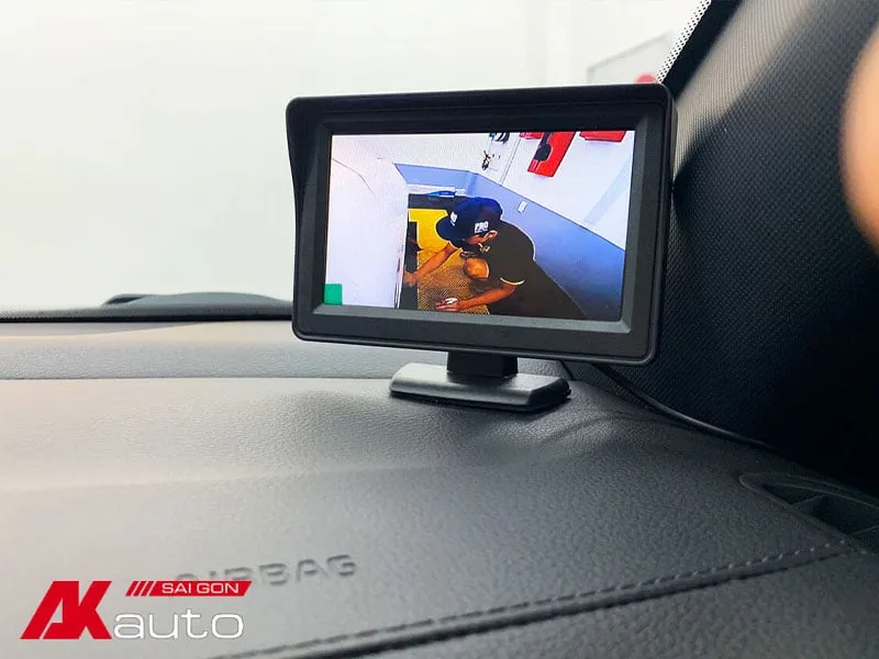 màn hình taplo ô tô chạy android