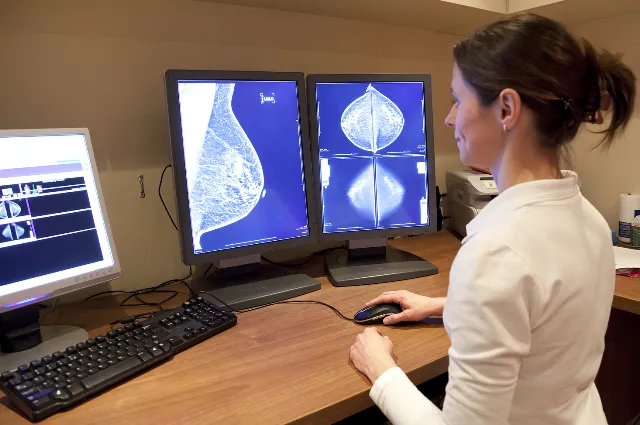 Màn hình y tế chuẩn DICOM hỗ trợ chẩn đoán