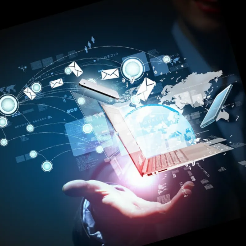 Nắm vững các mẫu câu giúp học sinh tự tin hơn khi trao đổi về chủ đề tin học