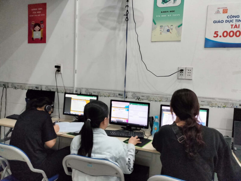 Bí Quyết Thành Thạo Tin Học Văn Phòng Cho Người Đi Làm