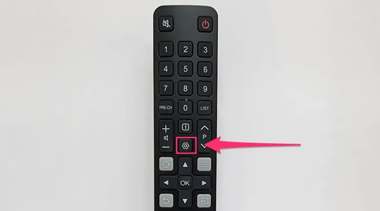 Nút Settings trên remote TCL mở menu cài đặt tivi