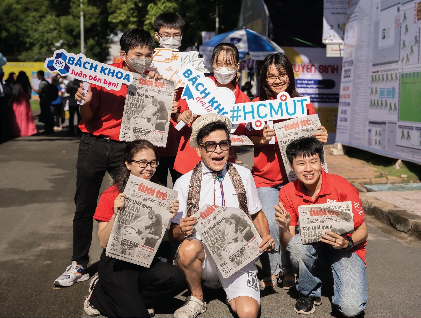 Sinh viên Bách khoa rạng rỡ trong ngày lễ tốt nghiệp khẳng định chất lượng đào tạo