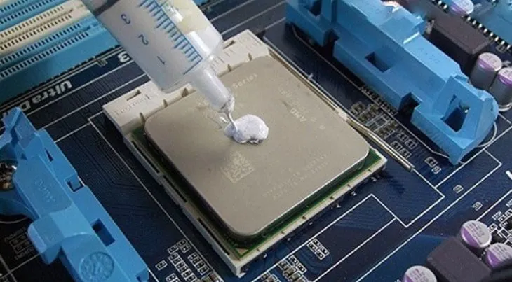 Mỗi loại tản nhiệt đều có chỉ số dẫn nhiệt riêng, việc lựa chọn đúng giúp CPU phát huy tối đa hiệu năng