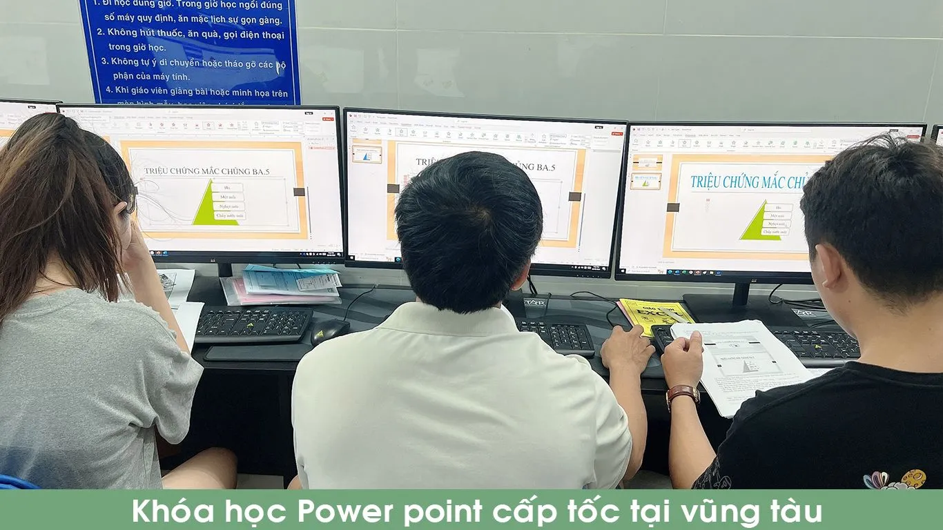 Thông tin về học phí khóa học được niêm yết công khai tại trung tâm