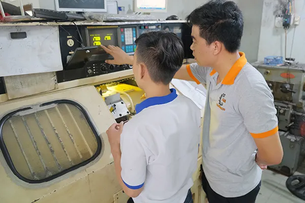 Phôi gia công thực tế từ nhôm và thép của học viên