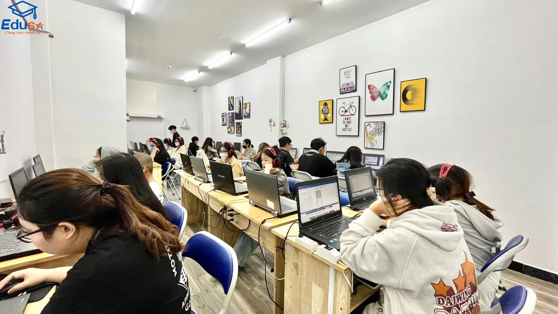 Trung tâm luyện thi chứng chỉ tin học uy tín - EDUSA