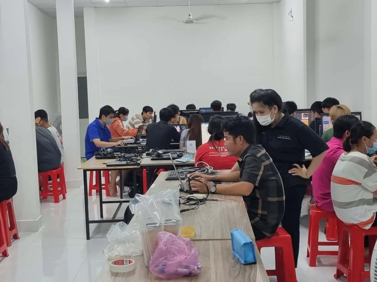 Trung Tâm Tin Học Văn Phòng Trí Việt