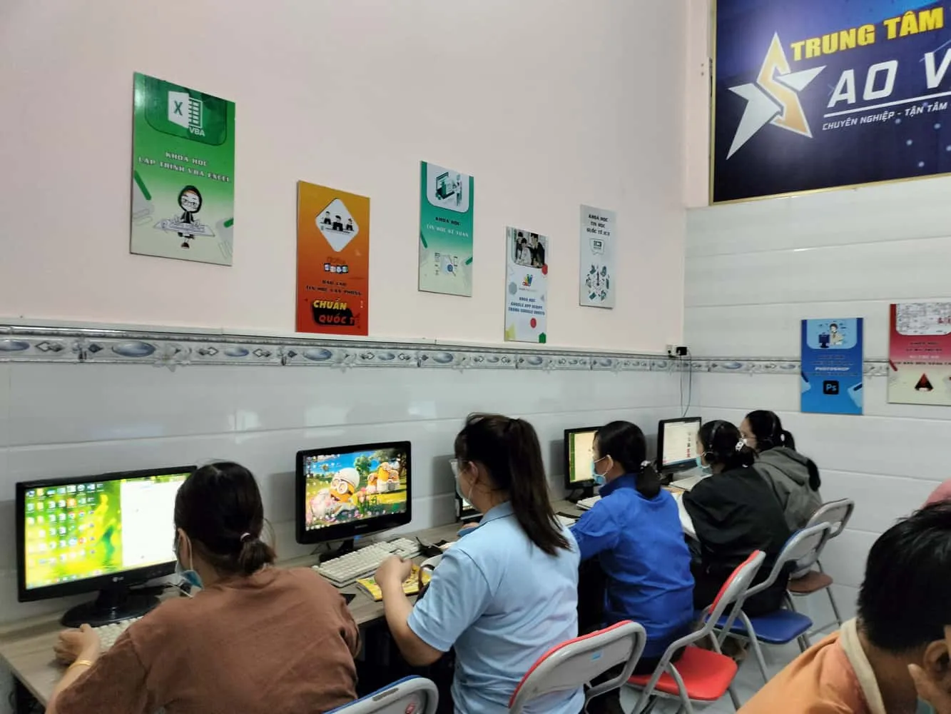 Trung tâm vi tính văn phòng tại Hà Nội