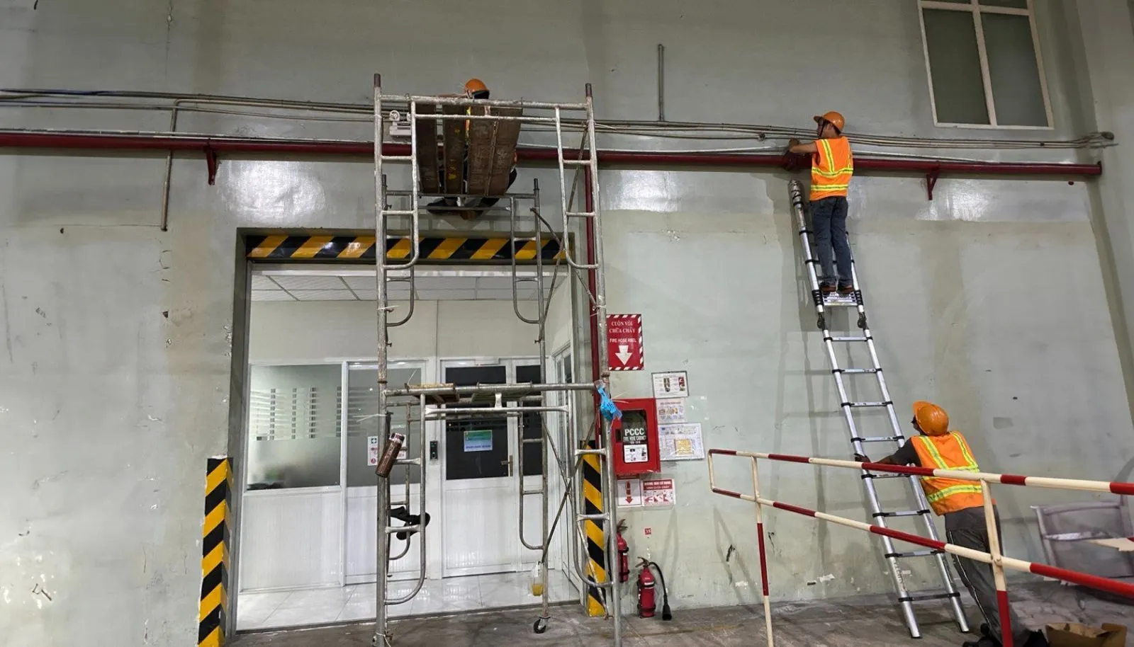 Lắp đặt hạ tầng mạng cho Ngân hàng Sacombank